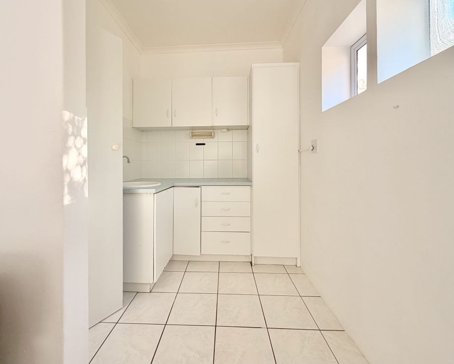 5 Bedroom Property for Sale in Vermont Western Cape